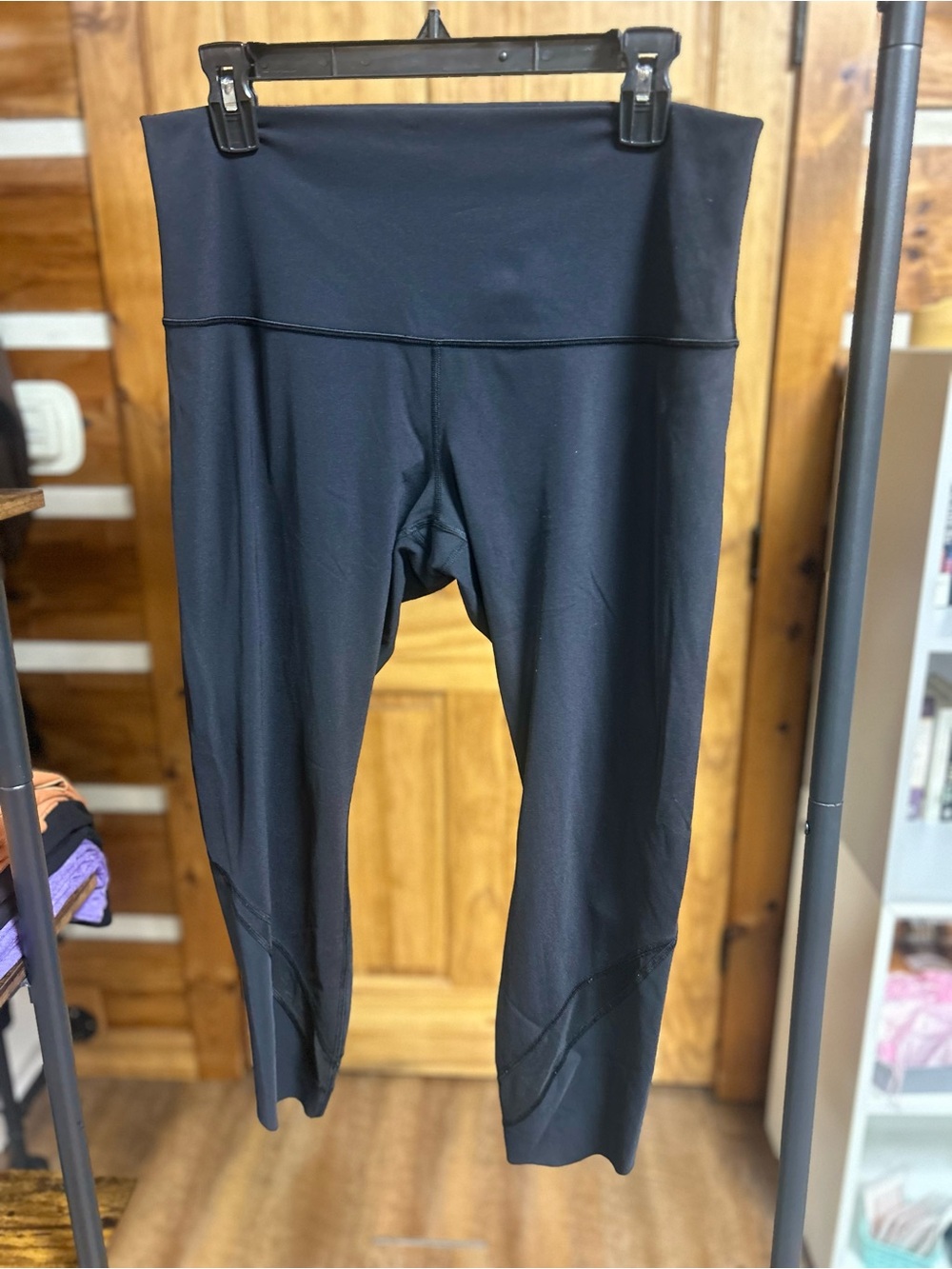Women’s Lululemon Black Active Capri Leggings
